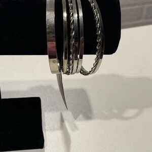 Paparazzi Silver bangles‎ brackets